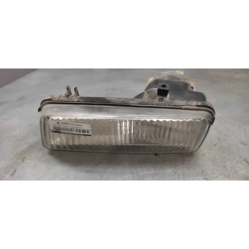 Recambio de faro antiniebla izquierdo para peugeot 806 universal studios port aventura referencia OEM IAM 2 PINS - Gris