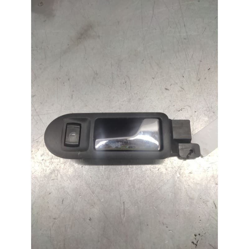 Recambio de maneta interior delantera derecha para volkswagen bora berlina (1j2) highline 4motion referencia OEM IAM 3B1837114