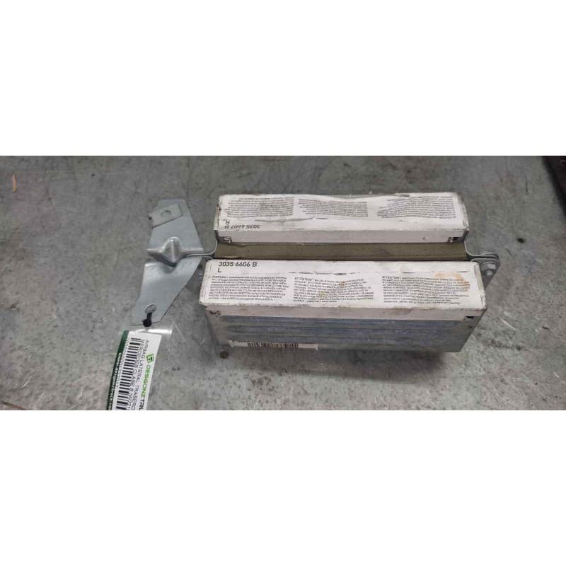 Recambio de airbag lateral trasero derecho para mercedes-benz clase s (w221) berlina 3.0 cdi cat referencia OEM IAM 2218600605