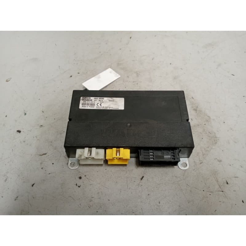 Recambio de modulo electronico para irisbus andecar v referencia OEM IAM 504298300 CENTRALITA VCM 4462700030 - Crema
