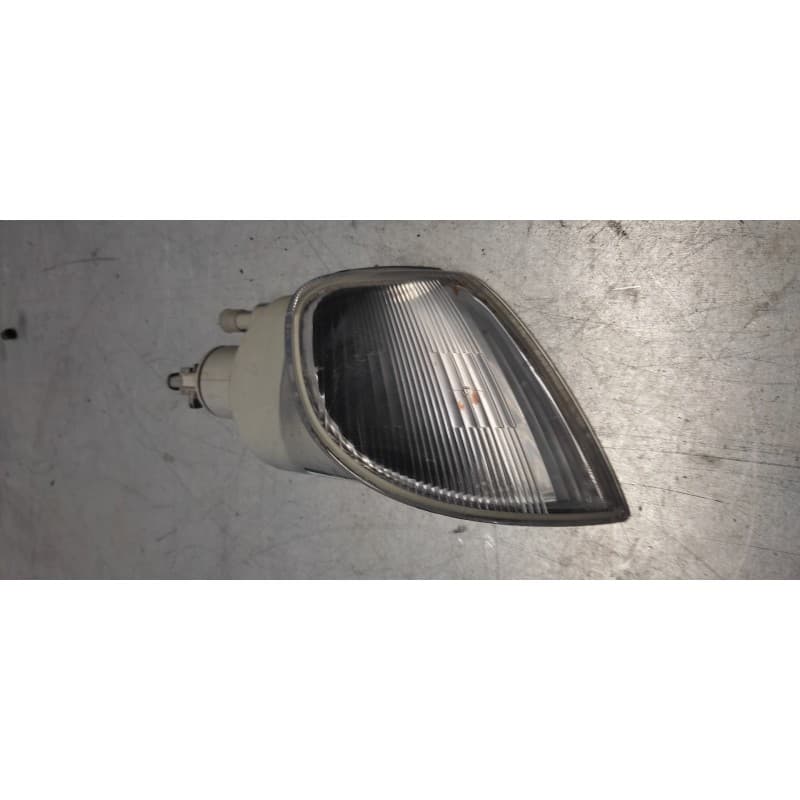 Recambio de piloto delantero derecho para citroën saxo 1.0 tonic ii referencia OEM IAM