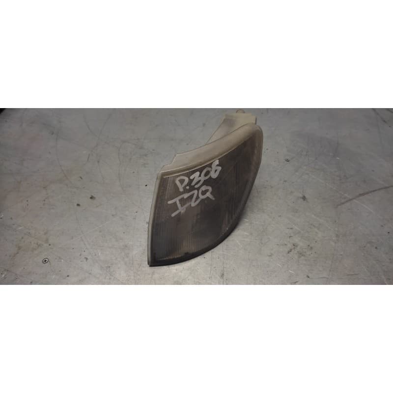 Recambio de piloto delantero izquierdo para peugeot 306 berlina 3/4/5 puertas (s2) boulebard referencia OEM IAM