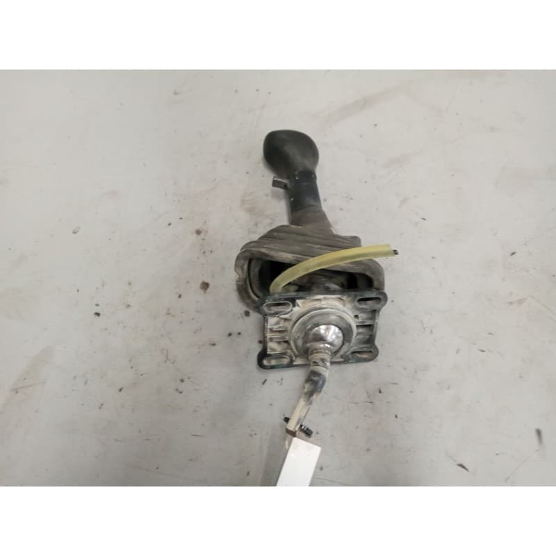Recambio de palanca cambio para iveco eurotrakker (mp) 12.9 diesel referencia OEM IAM 41210621 - Blanco