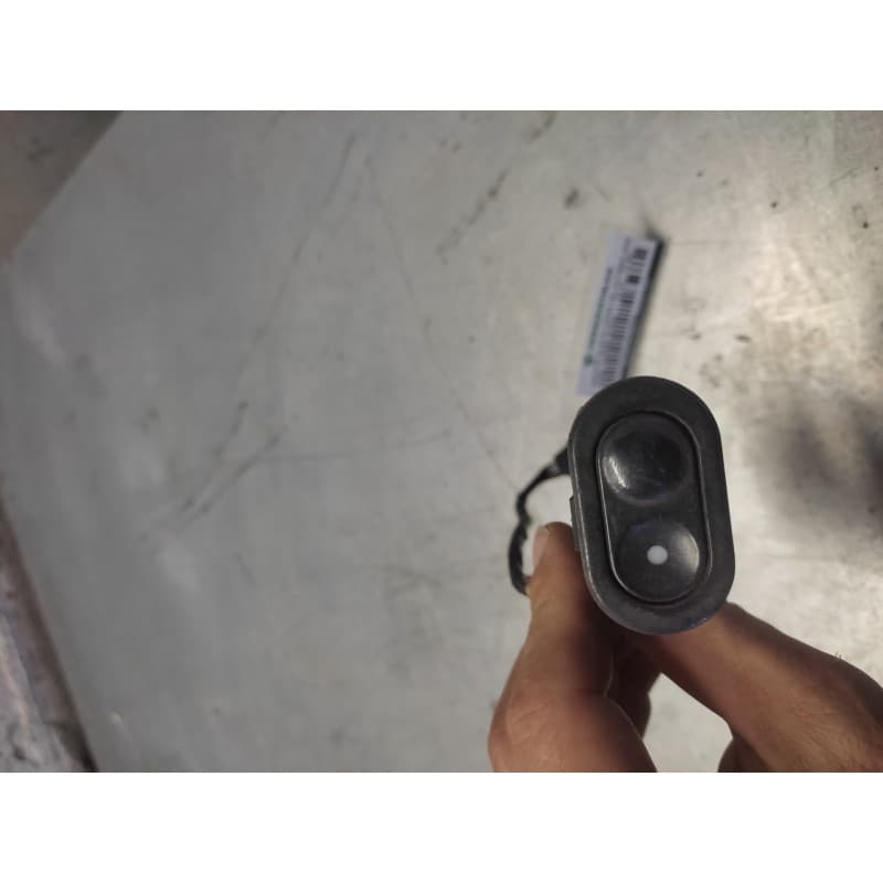 Recambio de mando elevalunas delantero izquierdo para opel corsa b eco referencia OEM IAM