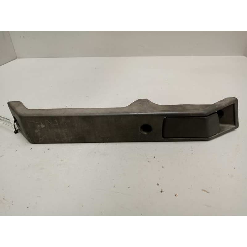 Recambio de maneta interior delantera izquierda para man m 2000 l/m 2000 m 14.264 e2 6.9 diesel referencia OEM IAM 81626416053 - Blanco