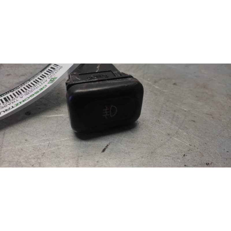Recambio de boton antiniebla trasero para nissan vanette cargo vanette cargo caja cerrada referencia OEM IAM