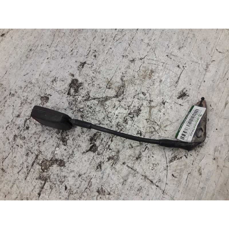 Recambio de enganche de cinturon delantero derecho para nissan patrol (k/w260) corto ta referencia OEM IAM DELANTERO