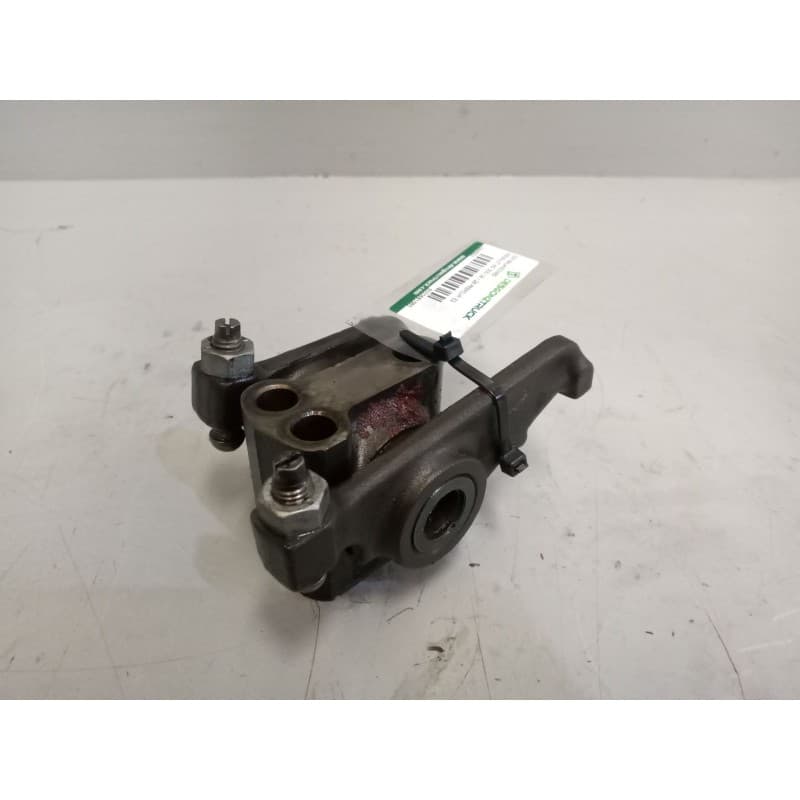 Recambio de eje balancines para renault hd 300.18 / 26 premium e2 fg mod. 300.26 6x2 219 kw corto referencia OEM IAM 5000681585