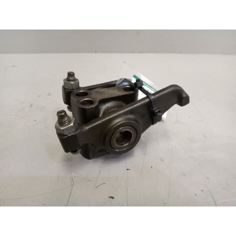 Recambio de eje balancines para renault hd 300.18 / 26 premium e2 fg mod. 300.26 6x2 219 kw corto referencia OEM IAM 5000681585