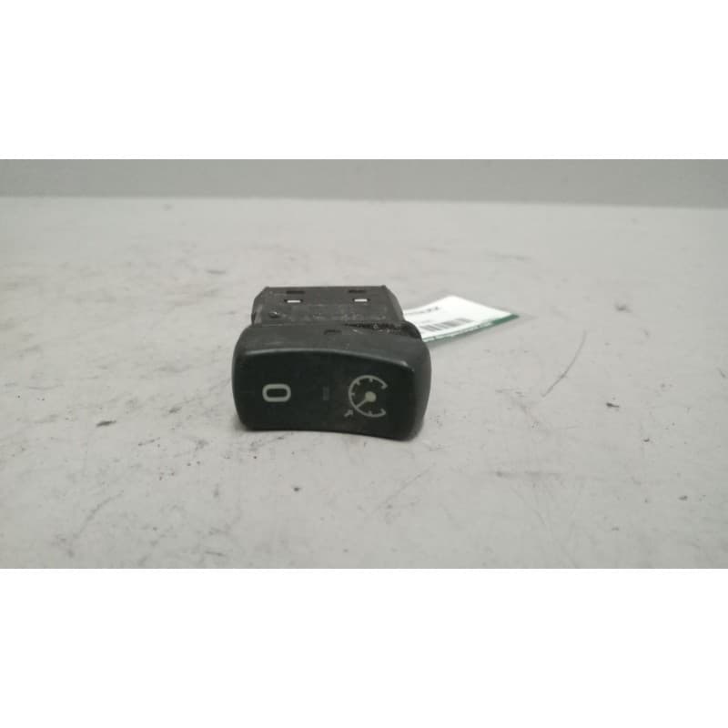 Recambio de interruptor para scania serie p/g/r (c-clase) 15.6 diesel referencia OEM IAM 1459830 - Blanco