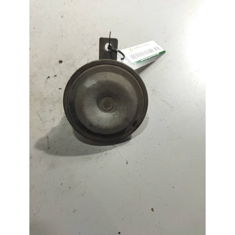 Recambio de claxon para mercedes-benz sprinter (w901,w904) caja cerr. 2.3 cat referencia OEM IAM A28657625 - Blanco