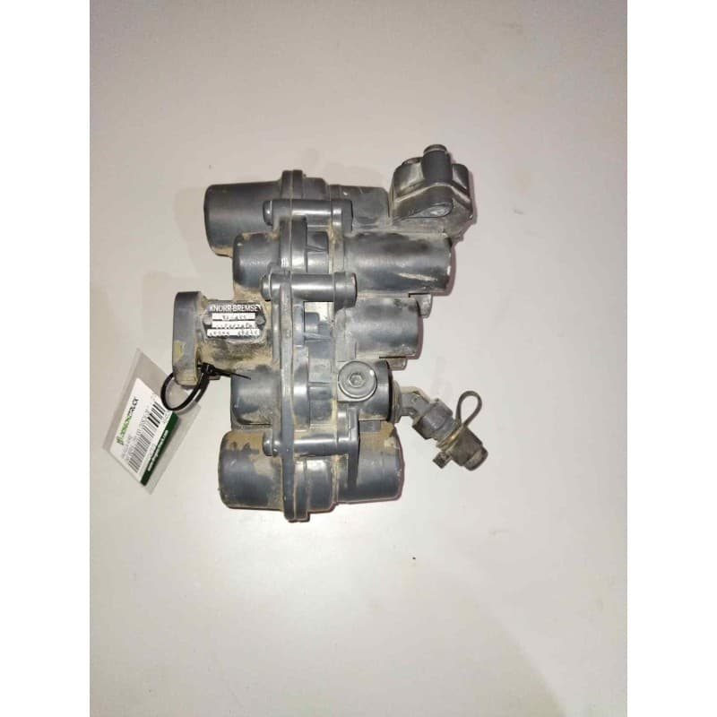 Recambio de valvula aire para daf serie lf55 desde 06 referencia OEM IAM AE4526 II39010FM2 VALVULA CUADRUPLE