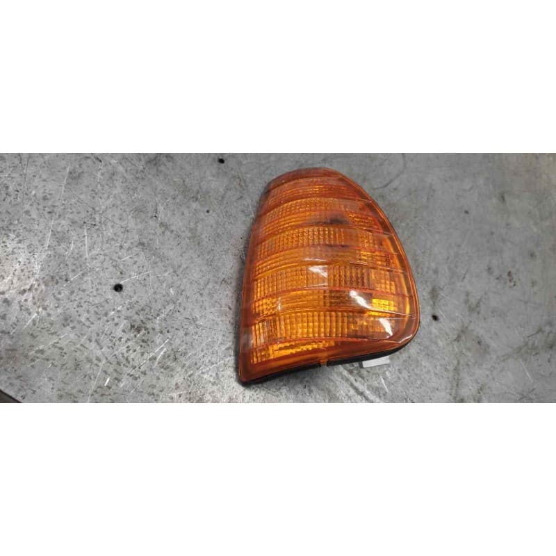 Recambio de piloto delantero izquierdo para mercedes-benz clase e (w123) berlina+coupe 2.0 referencia OEM IAM