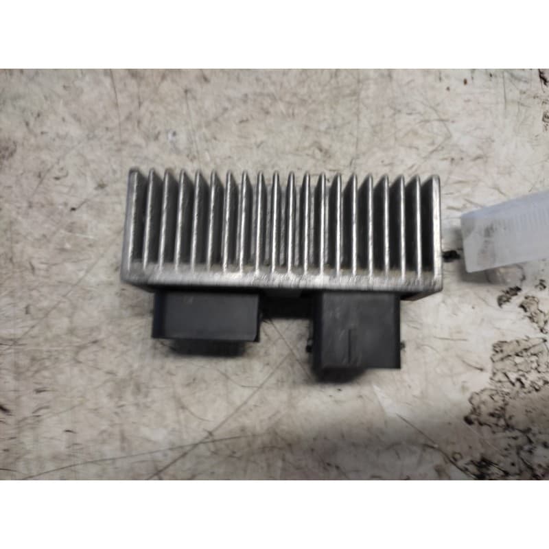 Recambio de caja precalentamiento para mercedes-benz citan monospace (w415) 109 cdi (415.703) referencia OEM IAM 8200558438A 8/4 - Blanco