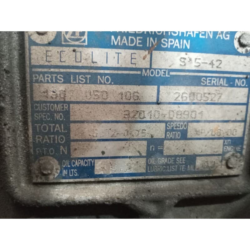 Recambio de caja cambios para nissan eco - t 135.60/100 kw/e2 chasis / 2800 / 6.0 cabina individual referencia OEM IAM S542 1307 - Blanco