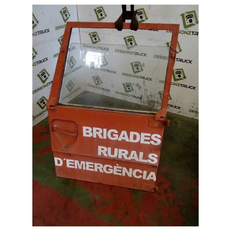 Recambio de puerta delantera izquierda para pegaso trucks . pegaso 3046 referencia OEM IAM