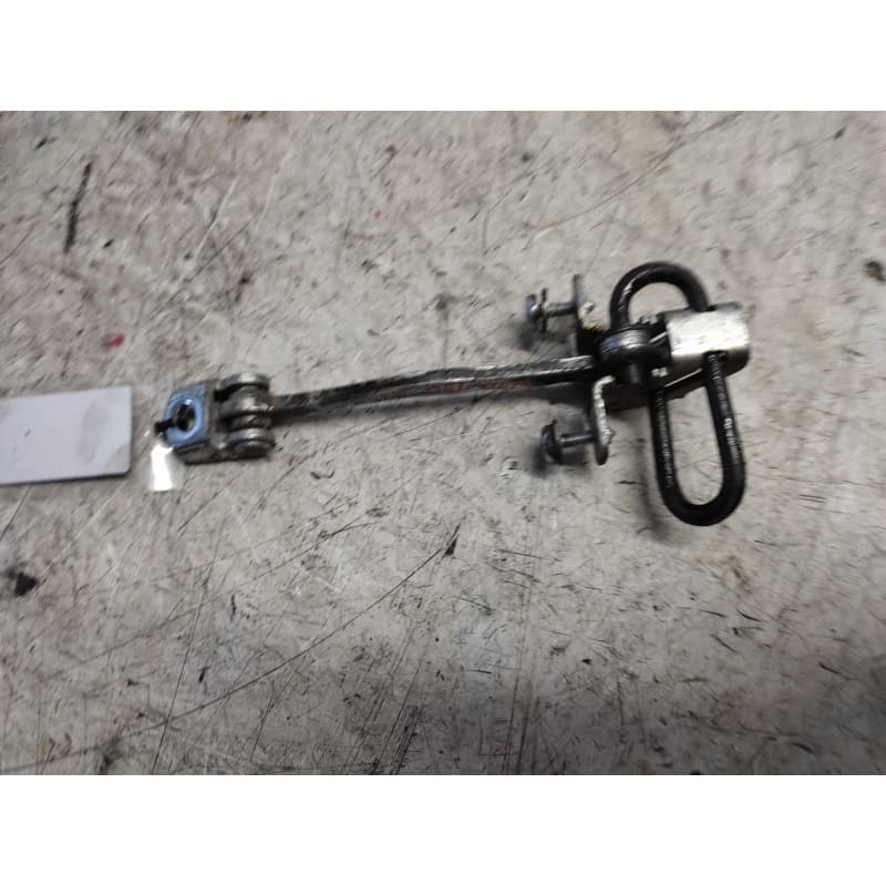 Recambio de retenedor puerta para opel meriva blue line referencia OEM IAM 13147355 DELANTERA DERECHA - Negro