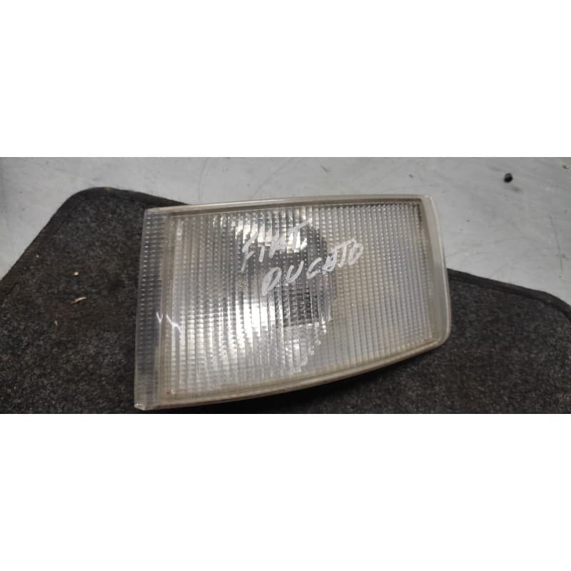 Recambio de piloto delantero izquierdo para fiat ducato combi (desde 03.94) 1.9 d batalla 2850 mm referencia OEM IAM 35710747