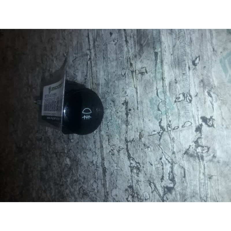 Recambio de boton antiniebla para daewoo kalos 1.4 sr referencia OEM IAM 864W0140 5 PINS