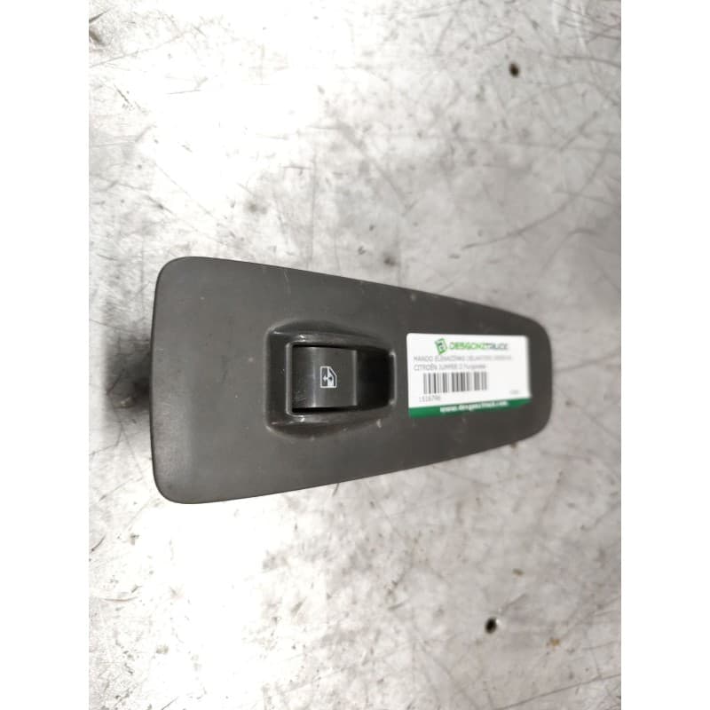 Recambio de mando elevalunas delantero derecho para citroën jumper iii furgoneta 2.2 hdi 100 referencia OEM IAM B569 - Blanco