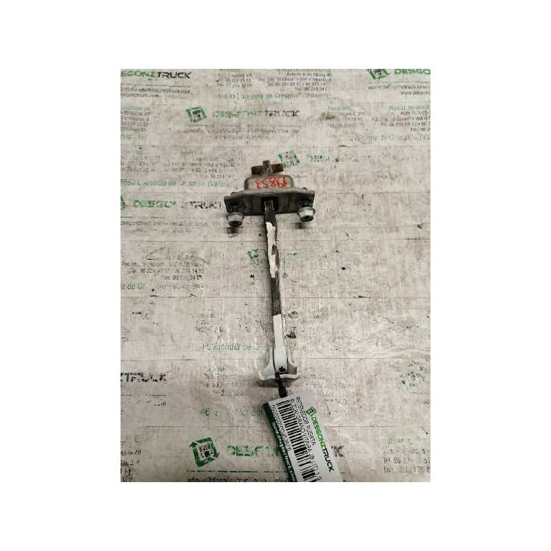 Recambio de retenedor puerta para suzuki grand vitara jb (jt) 1.9 ddis jlx (5-ptas.) referencia OEM IAM TRASERO DERECHO - Blanco