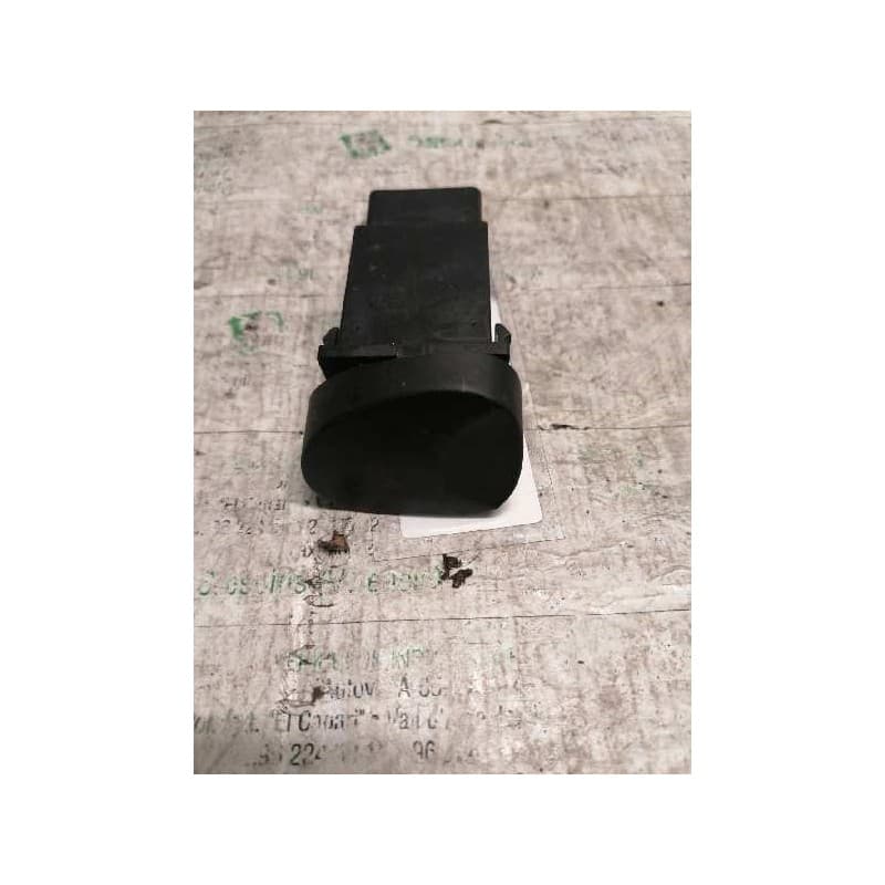 Recambio de warning para hyundai h 1 h 1 combi con puerta de dos referencia OEM IAM 937904A000 9 PINS