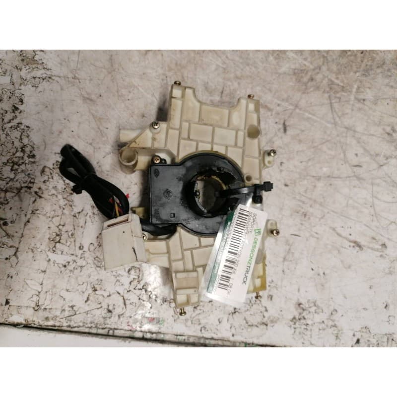 Recambio de soporte para ssangyong actyon 200 xdi referencia OEM IAM 8590009152 6123AG1000 ANILLO AIRBAG