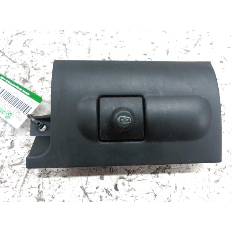 Recambio de mando retrovisor para citroën xantia berlina 1.9 td sx referencia OEM IAM 96262005377