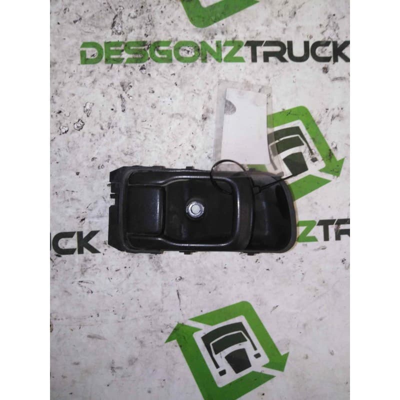 Recambio de maneta interior delantera derecha para renault maxity fg 150.35/45 referencia OEM IAM - Blanco