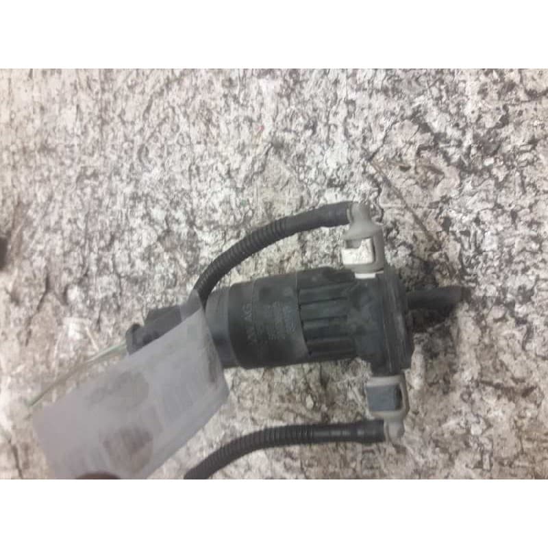 Recambio de bomba limpia para volkswagen golf v berlina (1k1) conceptline (e) referencia OEM IAM 1T0955651A 2 PINS
