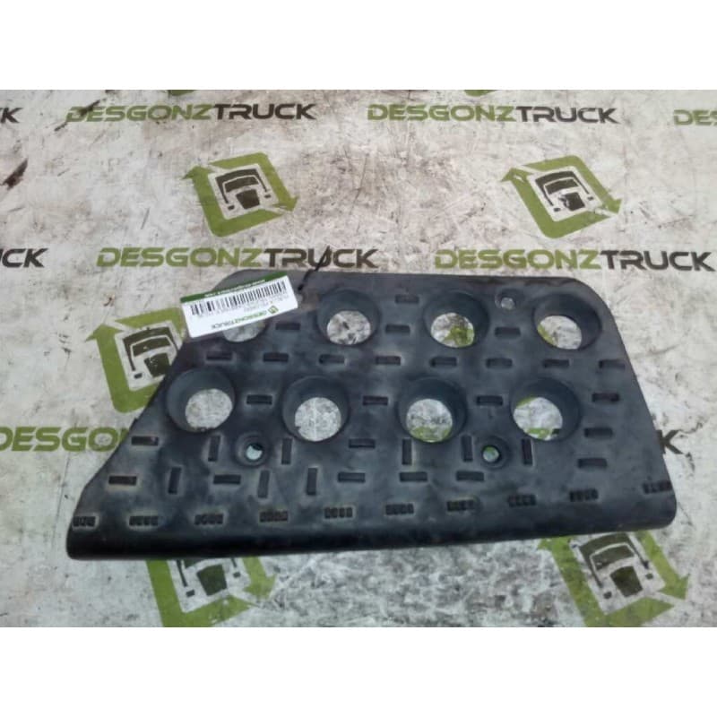 Recambio de huella peldaño para nissan cabstar e cabina simple cabina individual referencia OEM IAM 76150F3900 PARTE DERECHA - Blanco