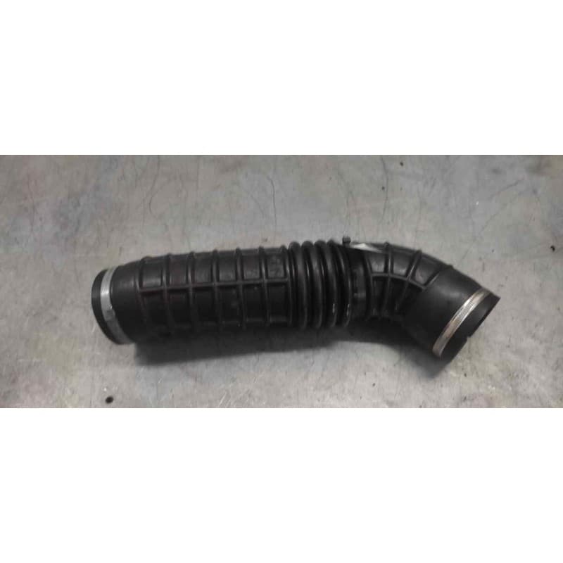 Recambio de tubo admision para peugeot boxer caja cerrada (rs2850)(290/330)('02) 330 c td referencia OEM IAM B340 - Blanco