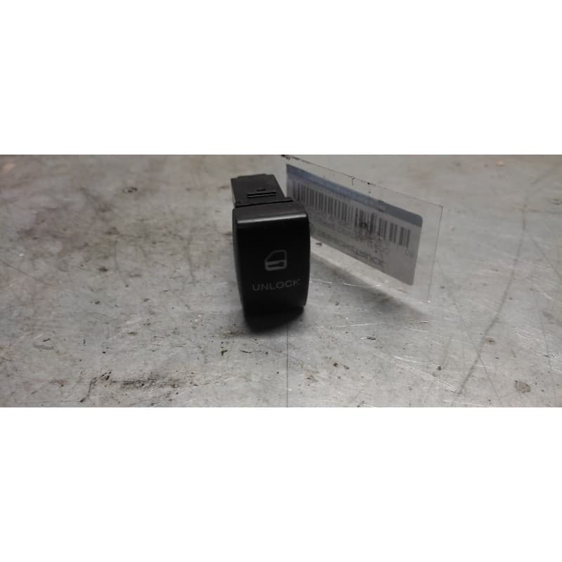 Recambio de mando cierre centralizado para ssangyong musso 2.9 tdi full referencia OEM IAM 5 PINS - Azul