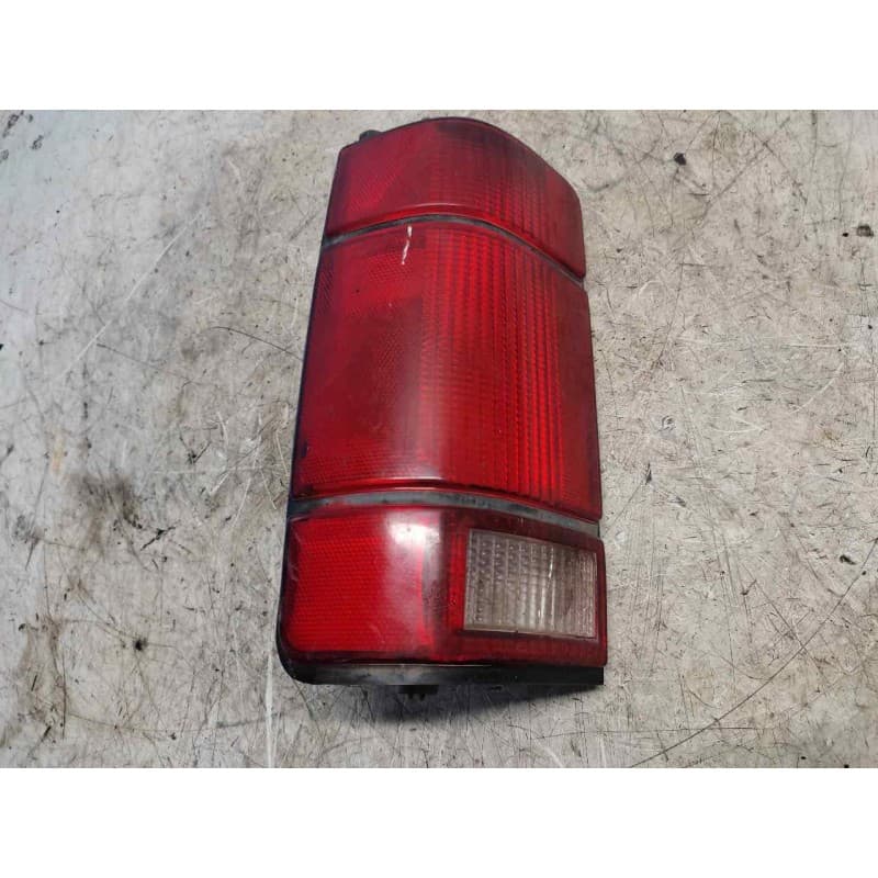 Recambio de piloto trasero izquierdo para ford explorer 4.0 limited referencia OEM IAM - Verde