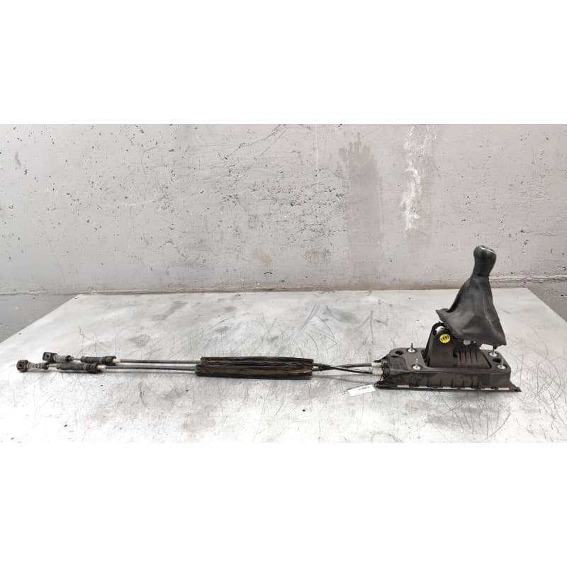 Recambio de palanca cambio para skoda scala (nw1) 1.5 tsi referencia OEM IAM 5Q0711061F - Gris