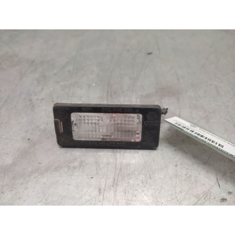 Recambio de piloto matricula para skoda rapid ambition referencia OEM IAM 5N0943021B 2 PINS - Blanco