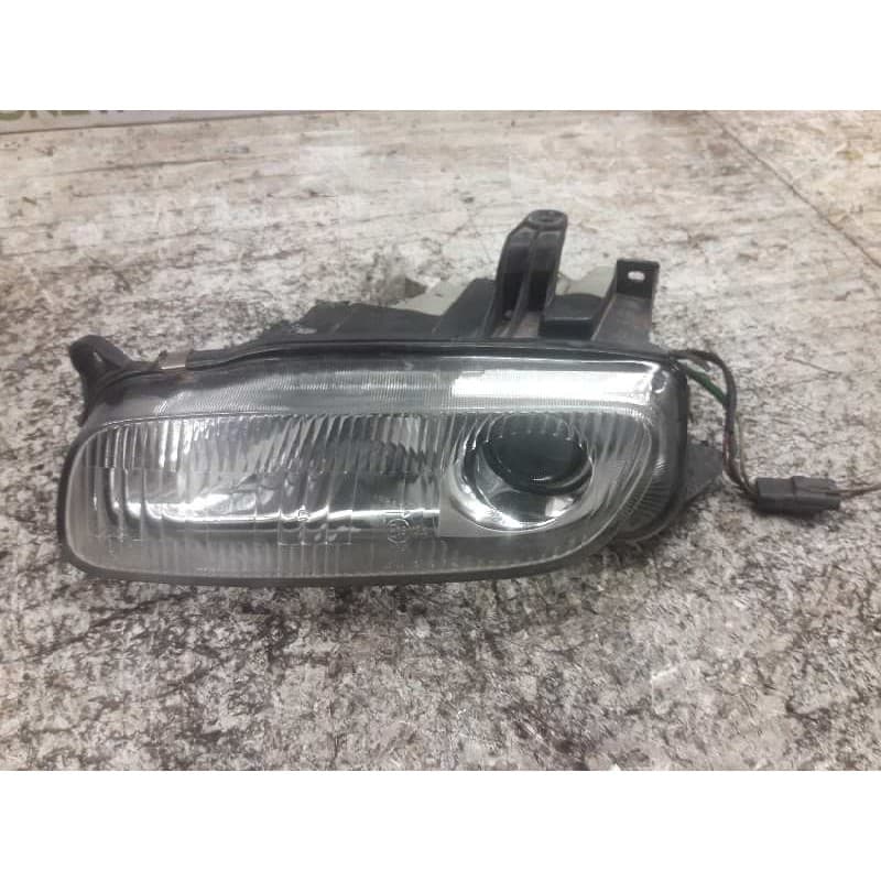 Recambio de faro izquierdo para mazda 323 berlina c/f/s (ba) 1.5 f glx referencia OEM IAM - Verde