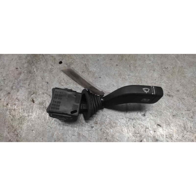 Recambio de mando limpia para opel combo (corsa c) familiar referencia OEM IAM 09185413 - Blanco