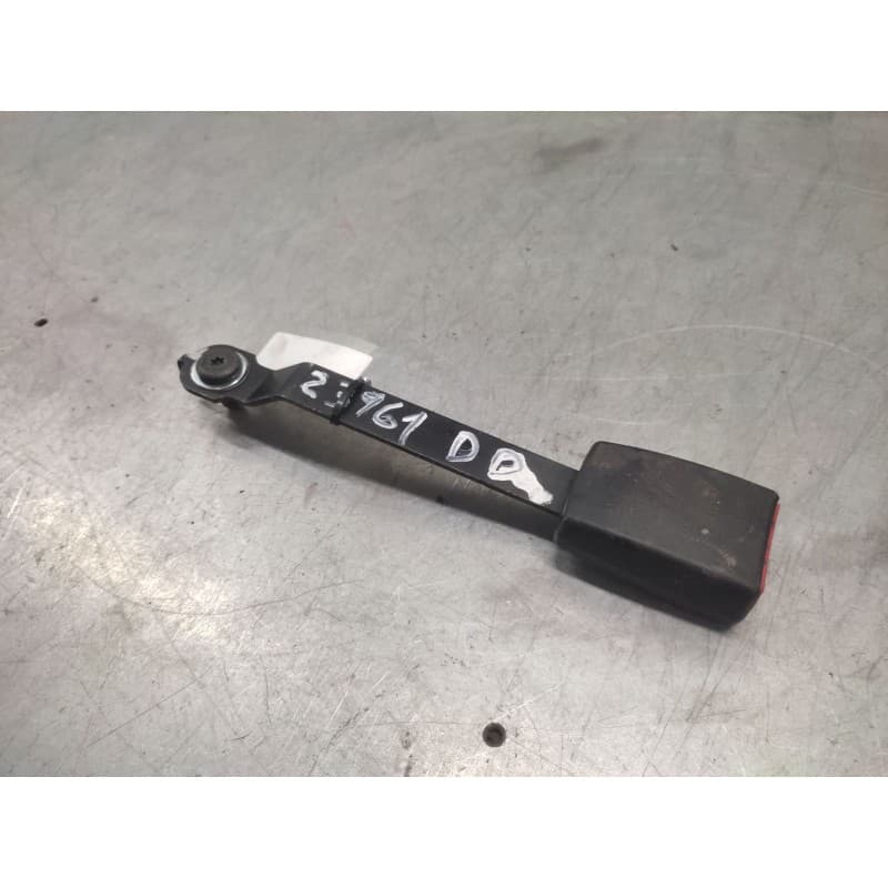 Recambio de enganche de cinturon delantero derecho para renault clio iii grandtour (kr0/1_) 1.5 dci (kr0f) referencia OEM IAM 34 - Negro