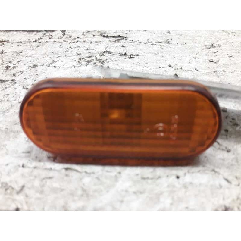 Recambio de piloto lateral derecho para volkswagen golf iii berlina (1h1) cl referencia OEM IAM 3A0949117A