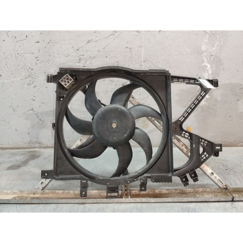 Recambio de electroventilador para opel corsa c (x01) 1.2 (f08, f68) referencia OEM IAM - Plata