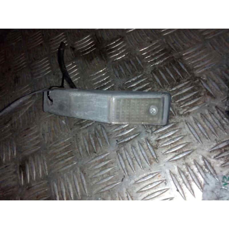 Recambio de piloto lateral izquierdo para iveco serie m fgfe (145-17) 130 kw larga distancia referencia OEM IAM - Azul
