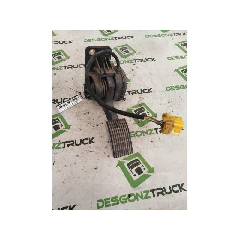 Recambio de pedal acelerador para mercedes-benz atego 3-ejes 26 t /bm 950/2/4 2528 (6x2) om 906 la l (largo) referencia OEM IAM - Blanco