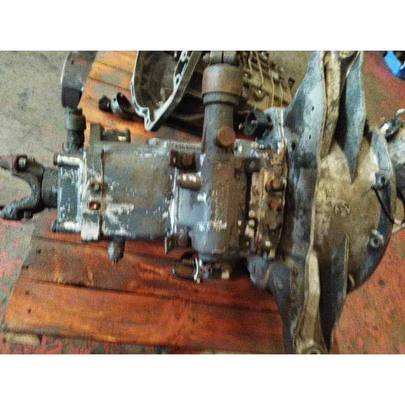 Recambio de caja cambios para daf trucks f 600 fa 600 cd (116cv) referencia OEM IAM T5X2276 15106F900807 ACU9089