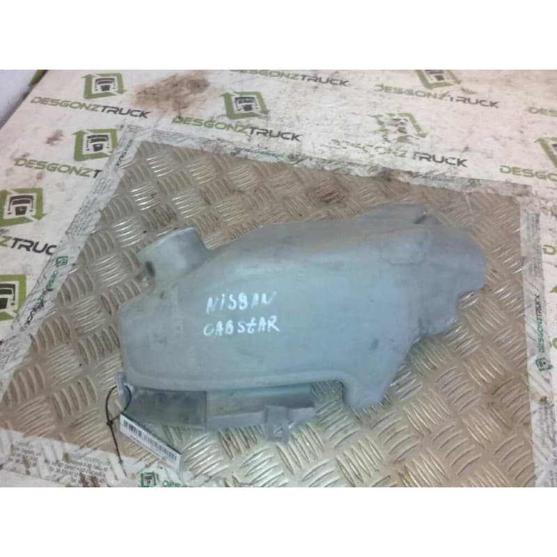 Recambio de deposito limpia para nissan cabstar e cabina simple cabina individual referencia OEM IAM 28902F3900
