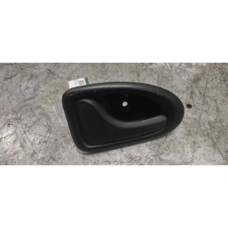 Recambio de maneta interior delantera izquierda para dacia logan laureate referencia OEM IAM 7700830078