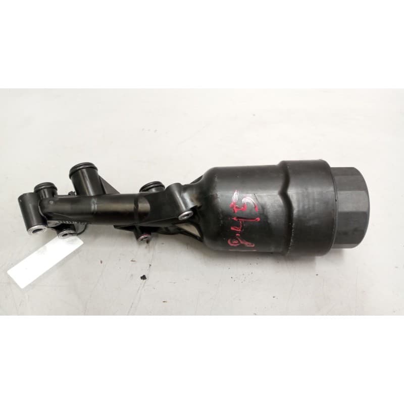 Recambio de soporte filtro aceite para riocar march 07 referencia OEM IAM A6511800810 - Blanco