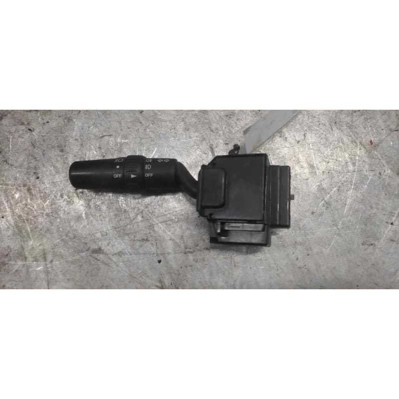 Recambio de mando intermitentes para mazda 5 berl. (cr) 2.0 crtd active+ (105kw) referencia OEM IAM 17D682 - Negro