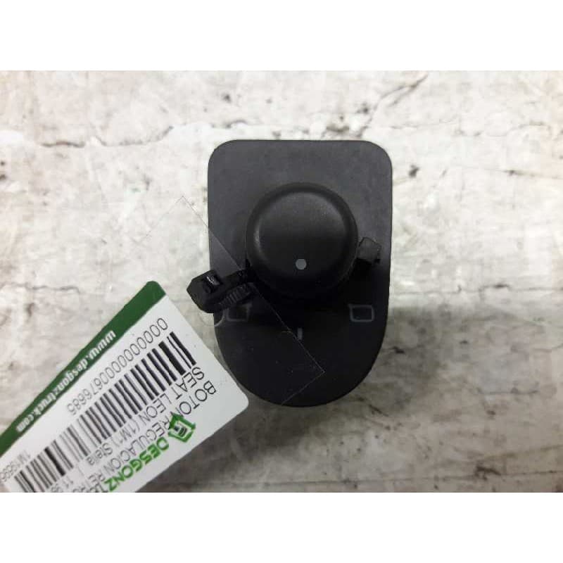 Recambio de boton regulacion retrovisores para seat leon (1m1) stella referencia OEM IAM 1M1959565