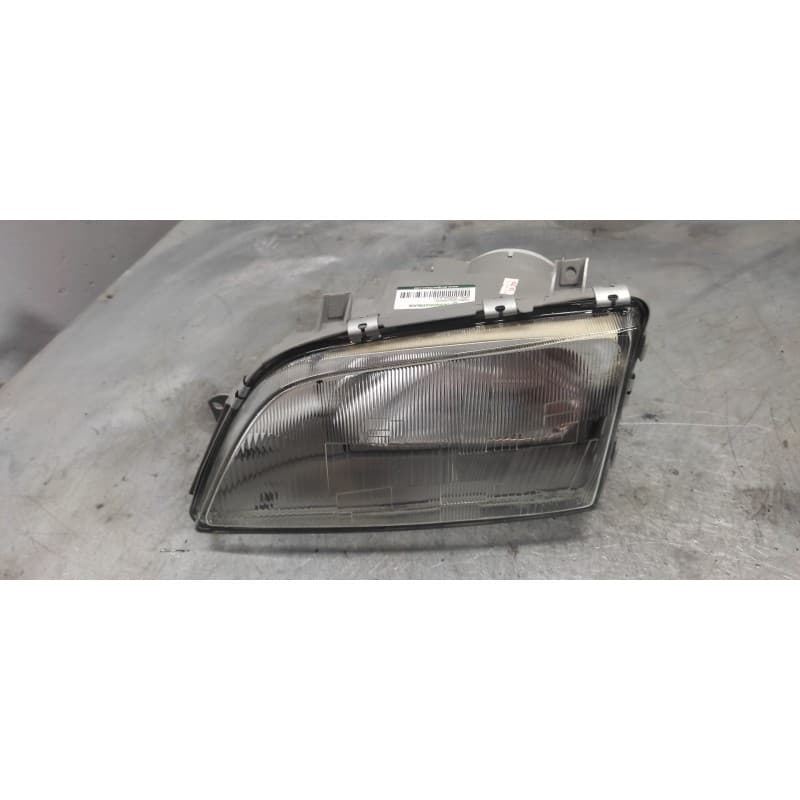 Recambio de faro izquierdo para opel omega a 2.0 referencia OEM IAM NUEVO